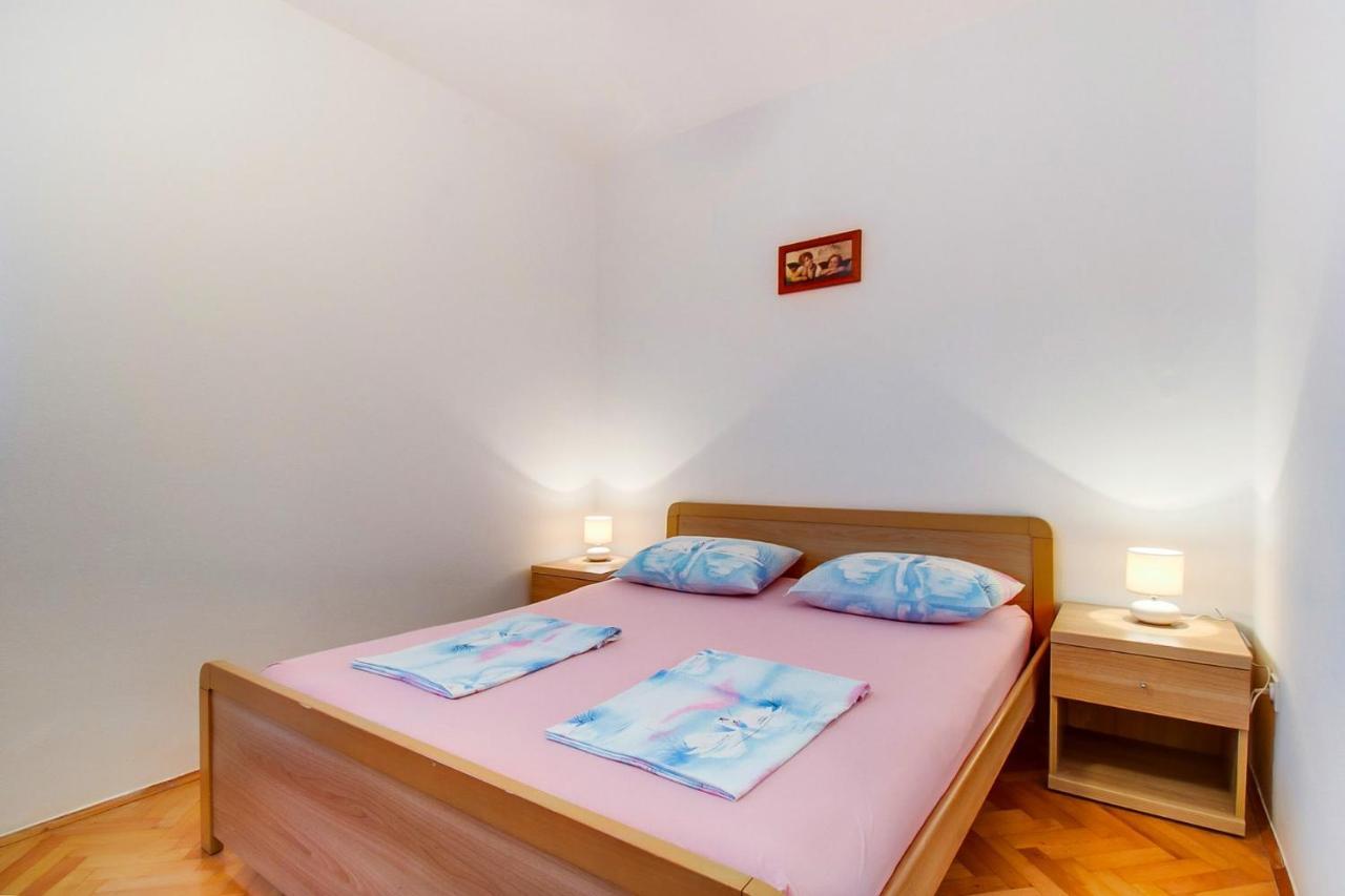 Apartments With A Parking Space Mali Losinj Mali Lošinj Exterior foto